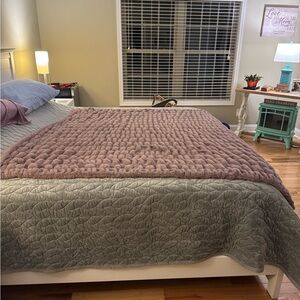 Elegant Purple and Gray Throw Blanket